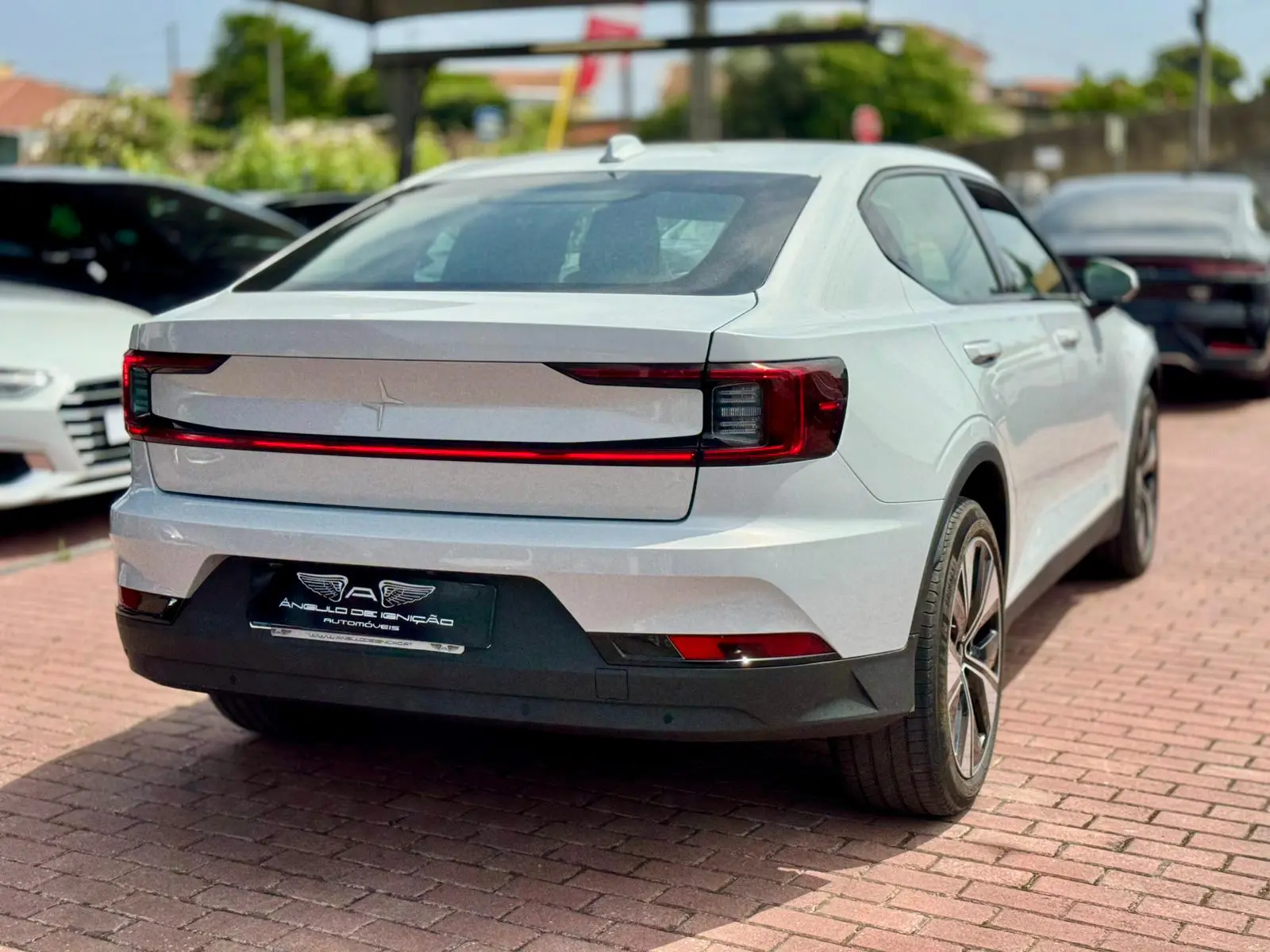 Polestar Sedan 2022 3289000 40180 2 Single Motor 69kWh Automática