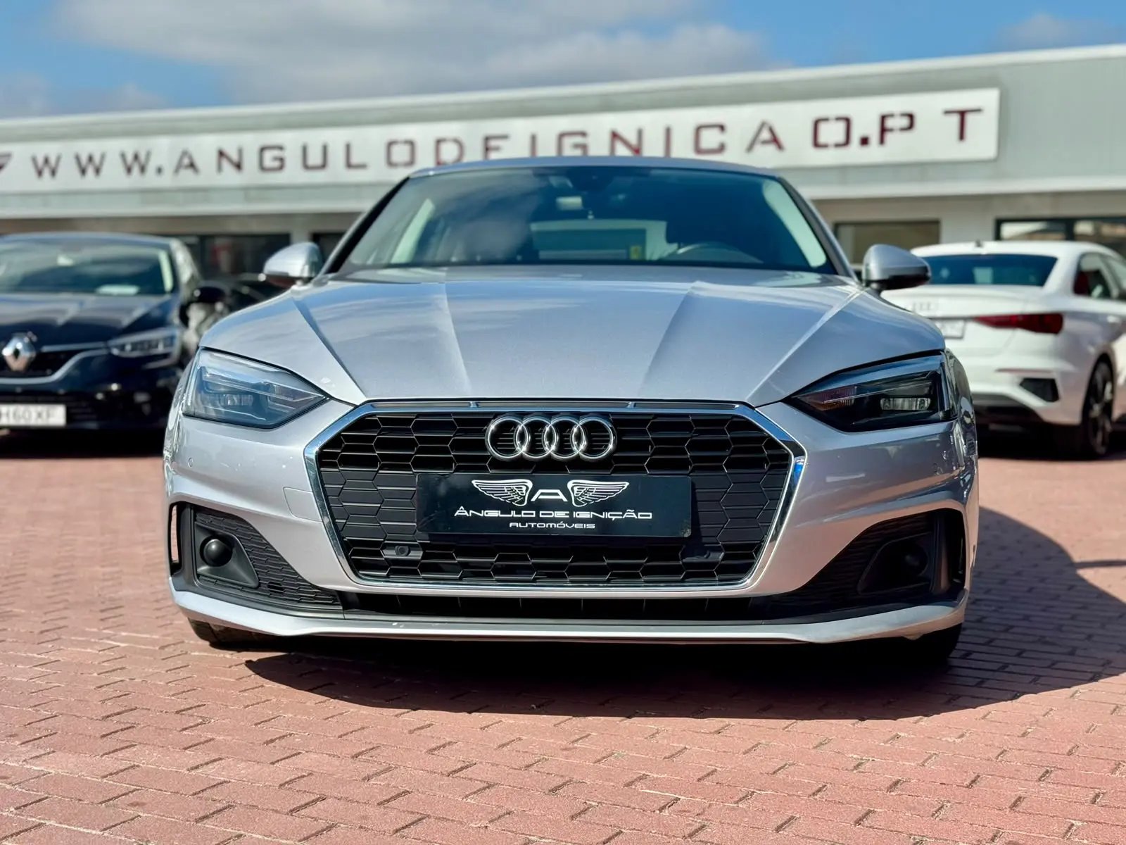 
								Audi Sedan 2021 3297000 142500 A5 Sportback 30 TDI S tronic Automática completo									
