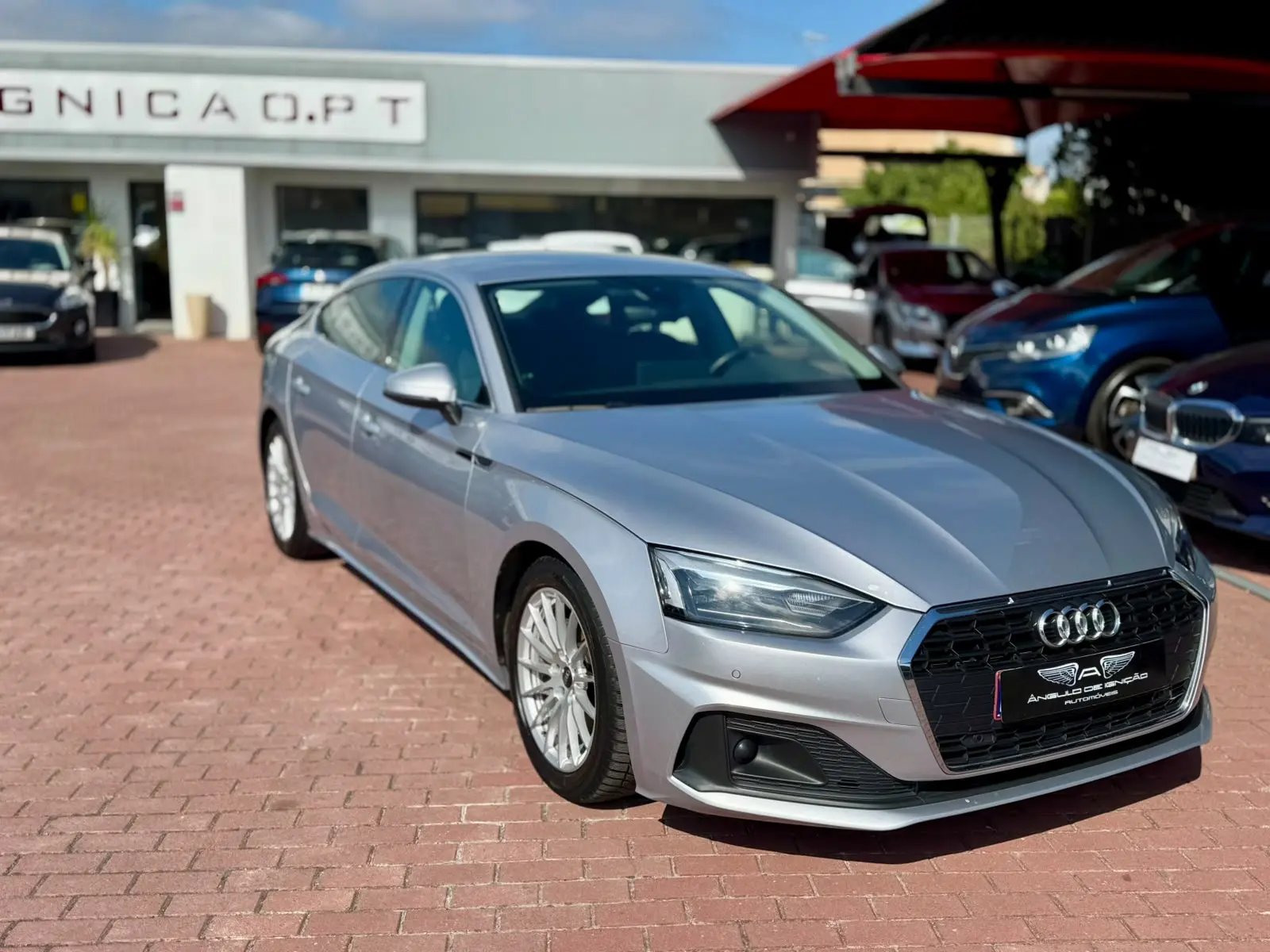 
								Audi Sedan 2021 3297000 142500 A5 Sportback 30 TDI S tronic Automática completo									