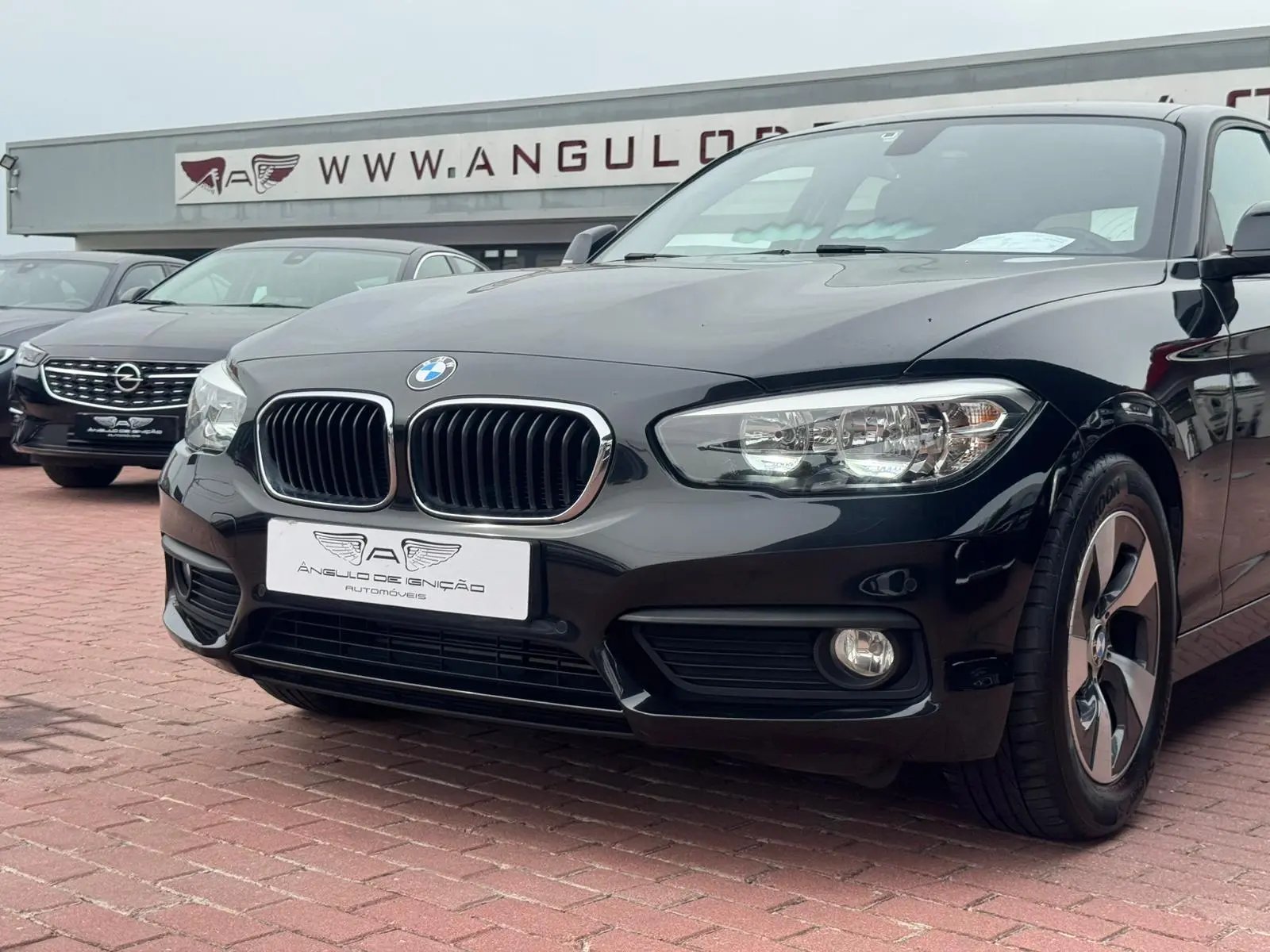 BMW Citadino 2018 1754000 117090 116 d Corporate Edition Manual
