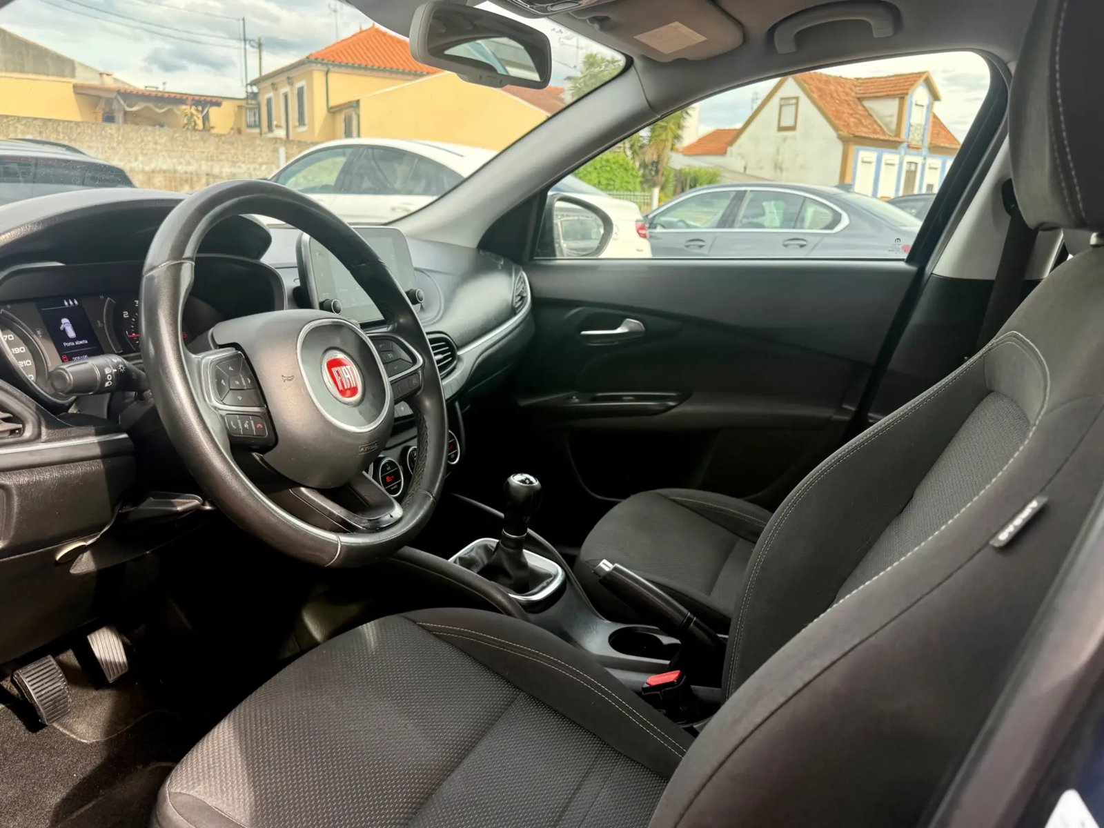 
								Fiat Citadino 2019 1202000 205000 Tipo 1.3 M-Jet Mirror Manual completo									