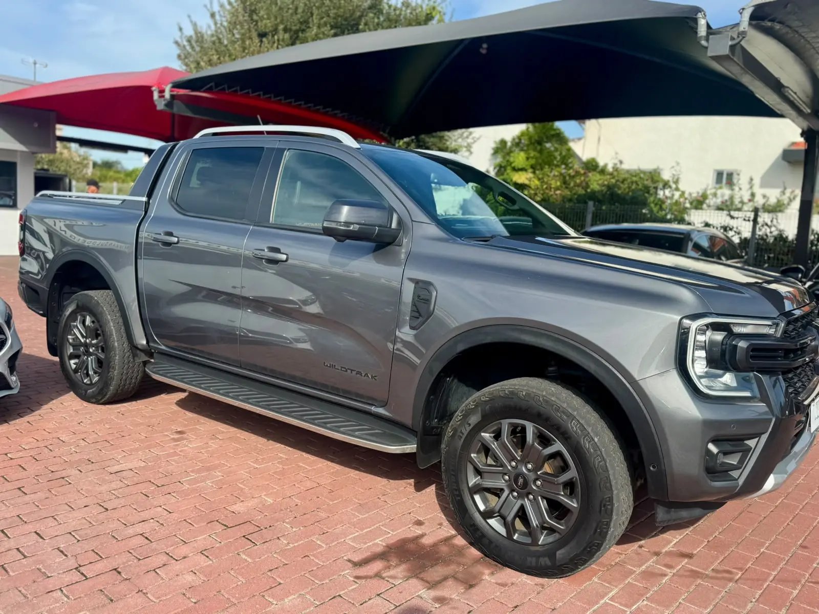 
								Ford Pick-up 2023 4069000 176800 Ranger 2,0 l EcoBlue Cabine Dupla Auto Wildtrak Automática completo									