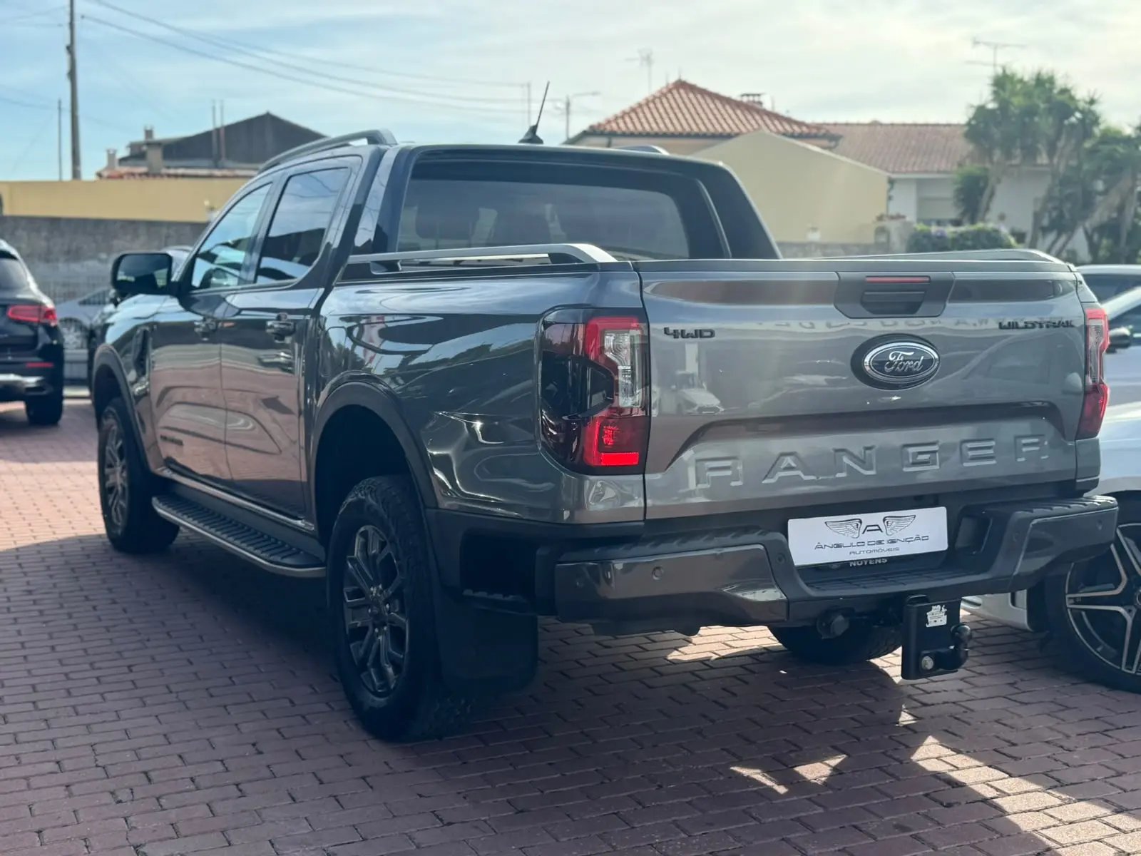
								Ford Pick-up 2023 4069000 176800 Ranger 2,0 l EcoBlue Cabine Dupla Auto Wildtrak Automática completo									