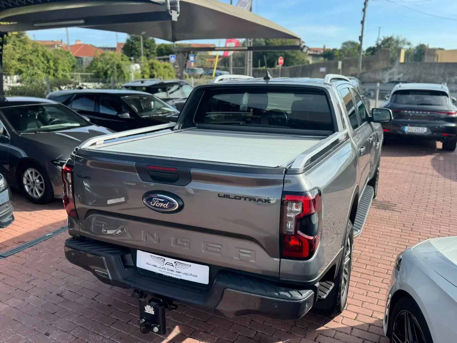 
								Ford Pick-up 2023 4069000 176800 Ranger 2,0 l EcoBlue Cabine Dupla Auto Wildtrak Automática completo									