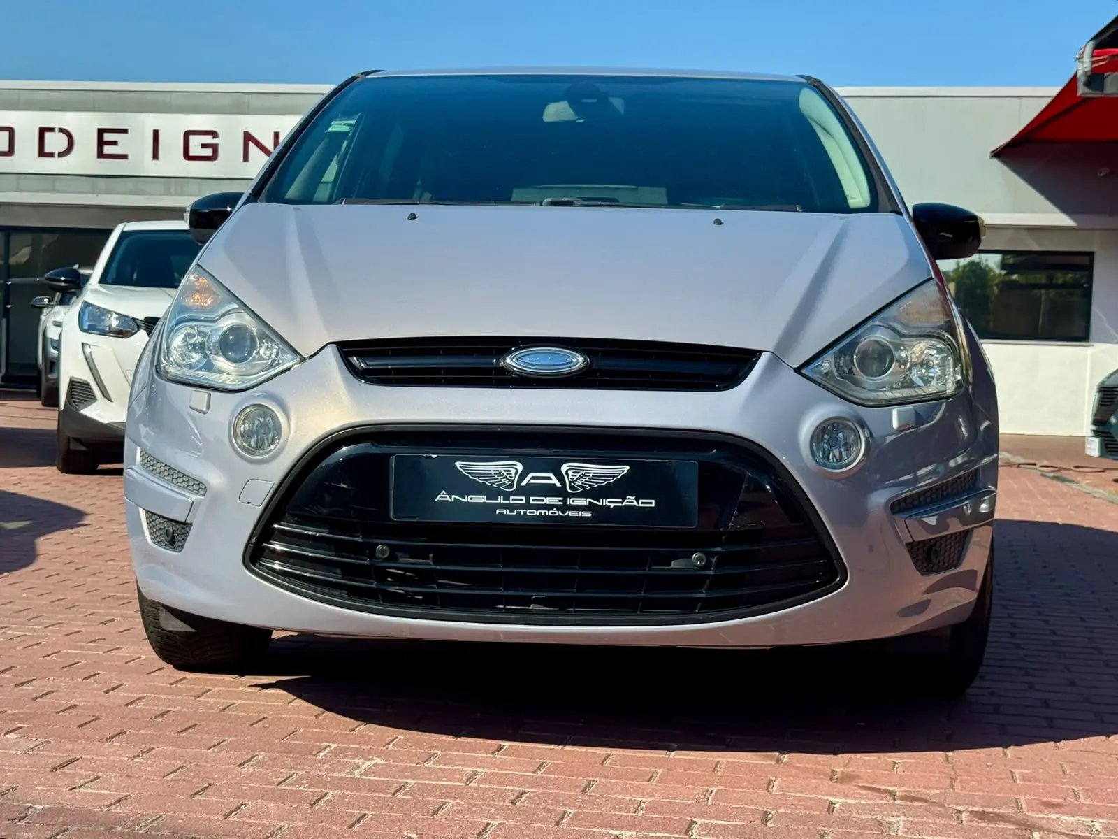 
								Ford Monovolume 2012 993000 264000 S-Max 1.6 TDCi Trend Busine.7L Manual completo									