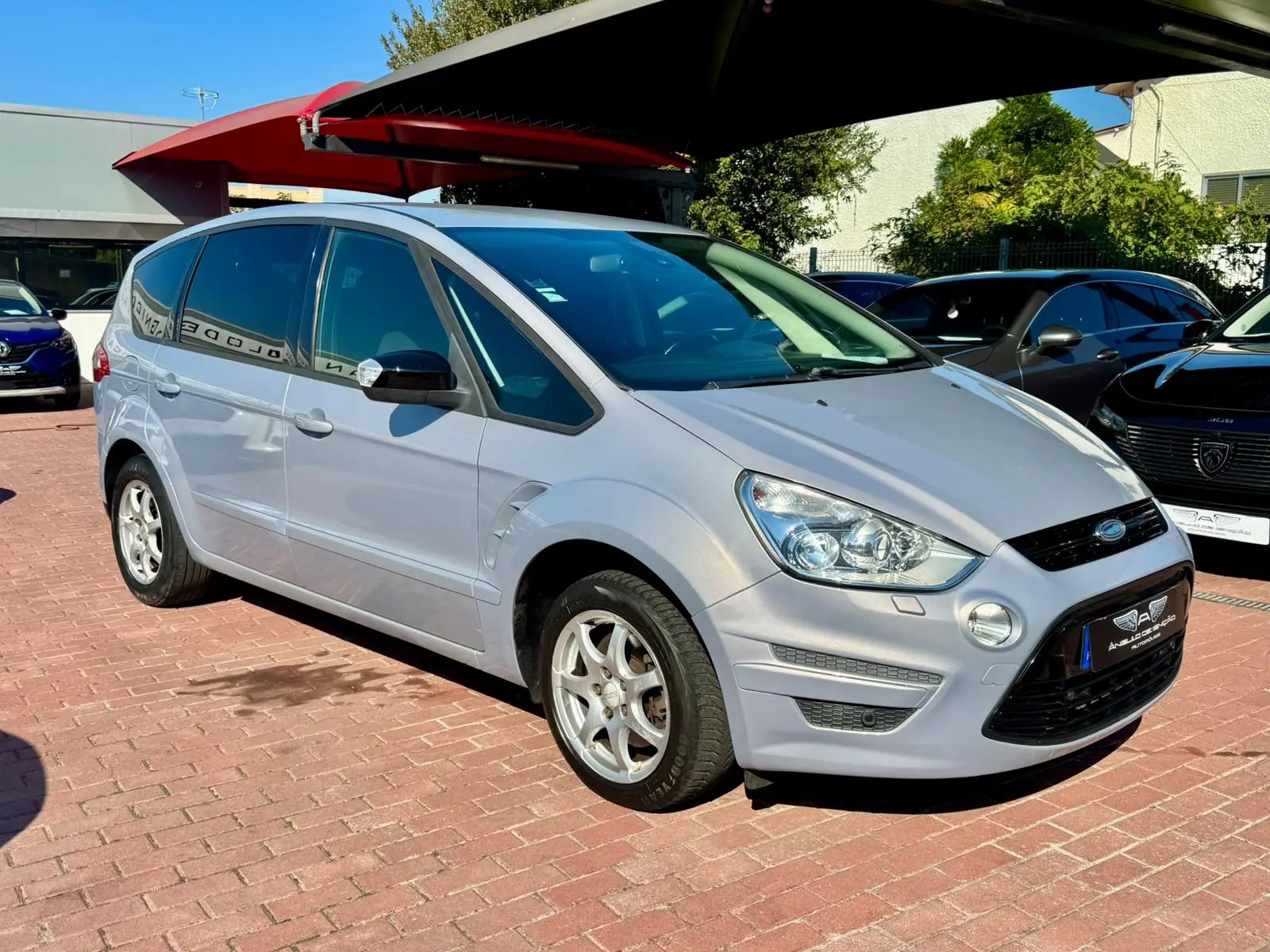 
								Ford Monovolume 2012 993000 264000 S-Max 1.6 TDCi Trend Busine.7L Manual completo									