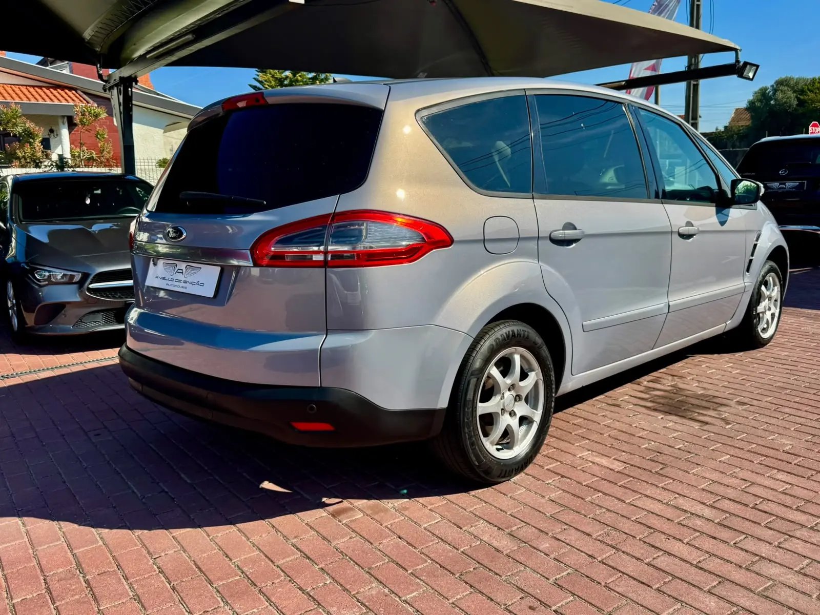 
								Ford Monovolume 2012 993000 264000 S-Max 1.6 TDCi Trend Busine.7L Manual completo									
