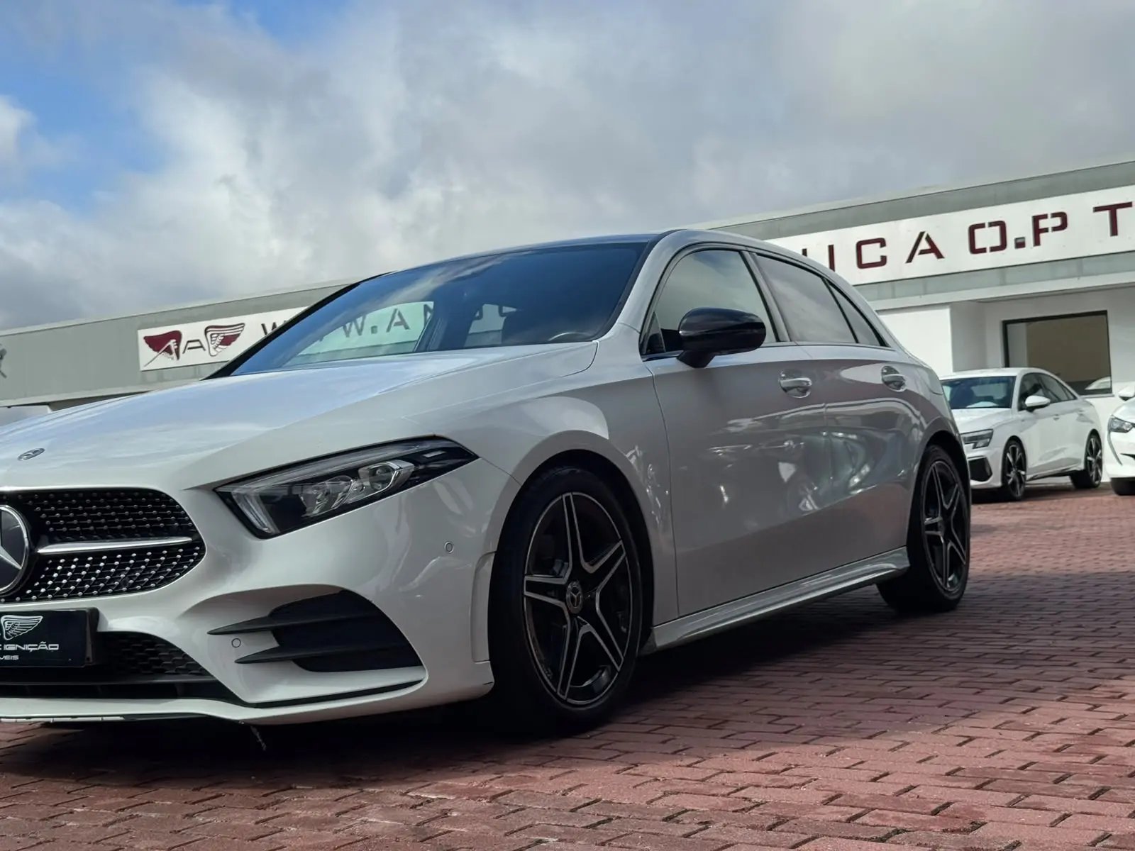 Mercedes-Benz Citadino 2020 2316000 162000 A 180 AMG Line Manual
