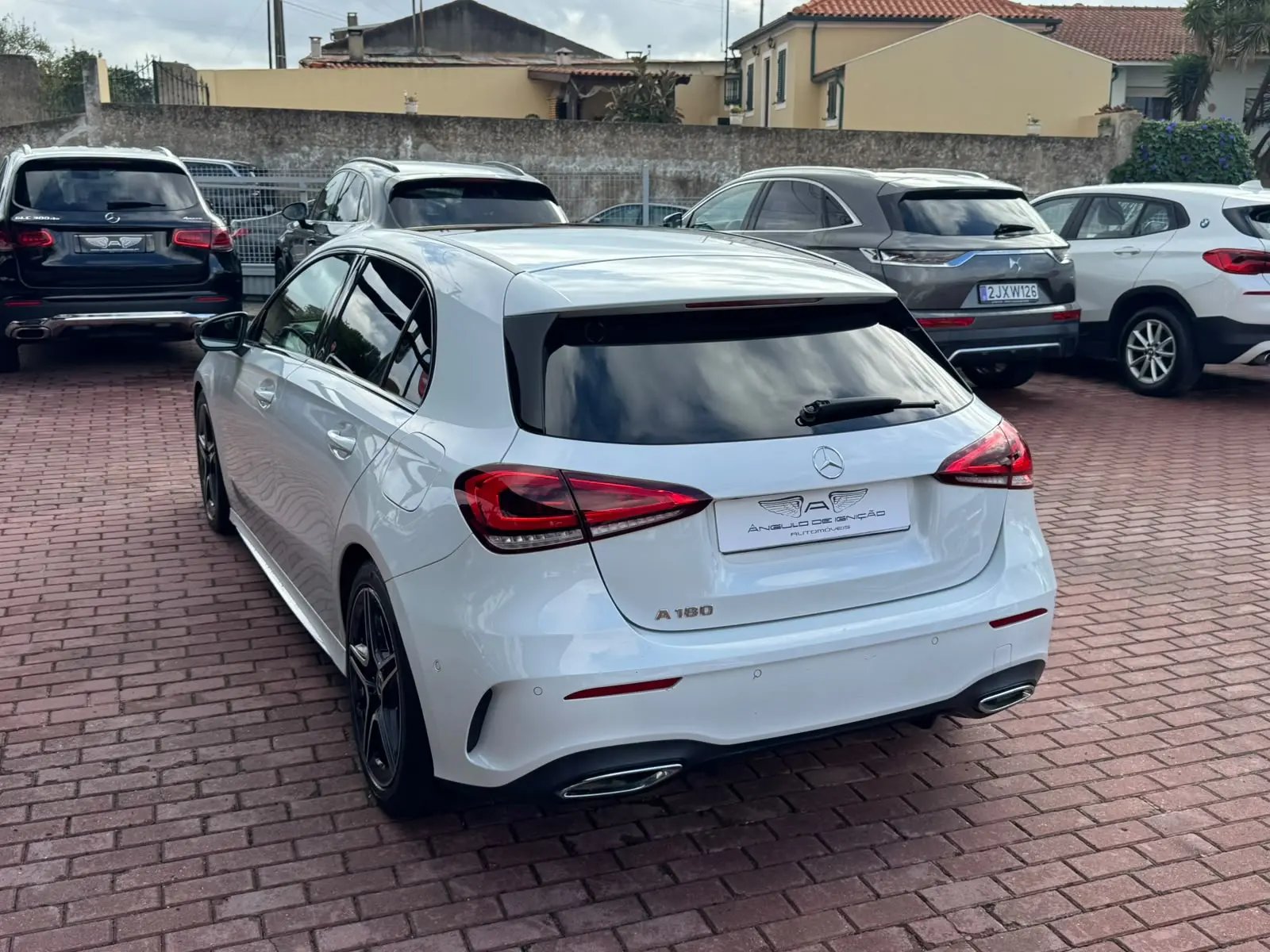 
								Mercedes-Benz Citadino 2020 2316000 162000 A 180 AMG Line Manual completo									