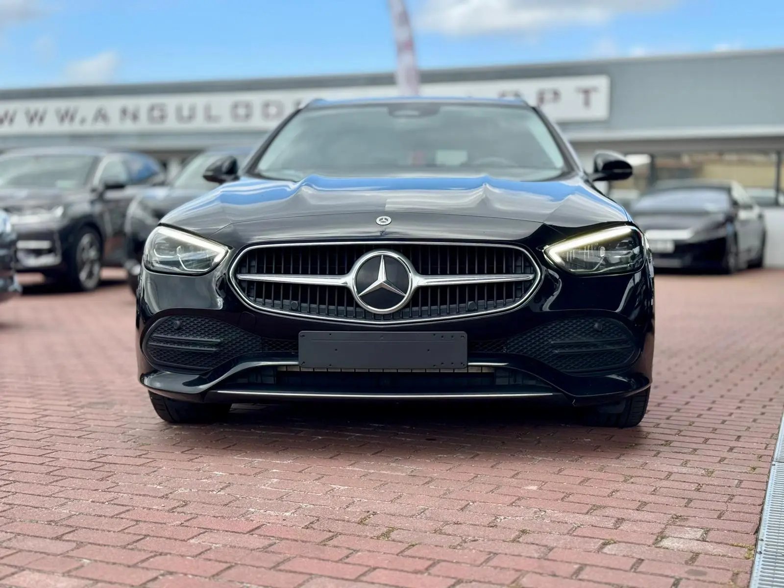 
								Mercedes-Benz Carrinha 2022 3143000 165494 C 200 d 9G-TRONIC Avantgarde Advanced Automática completo									