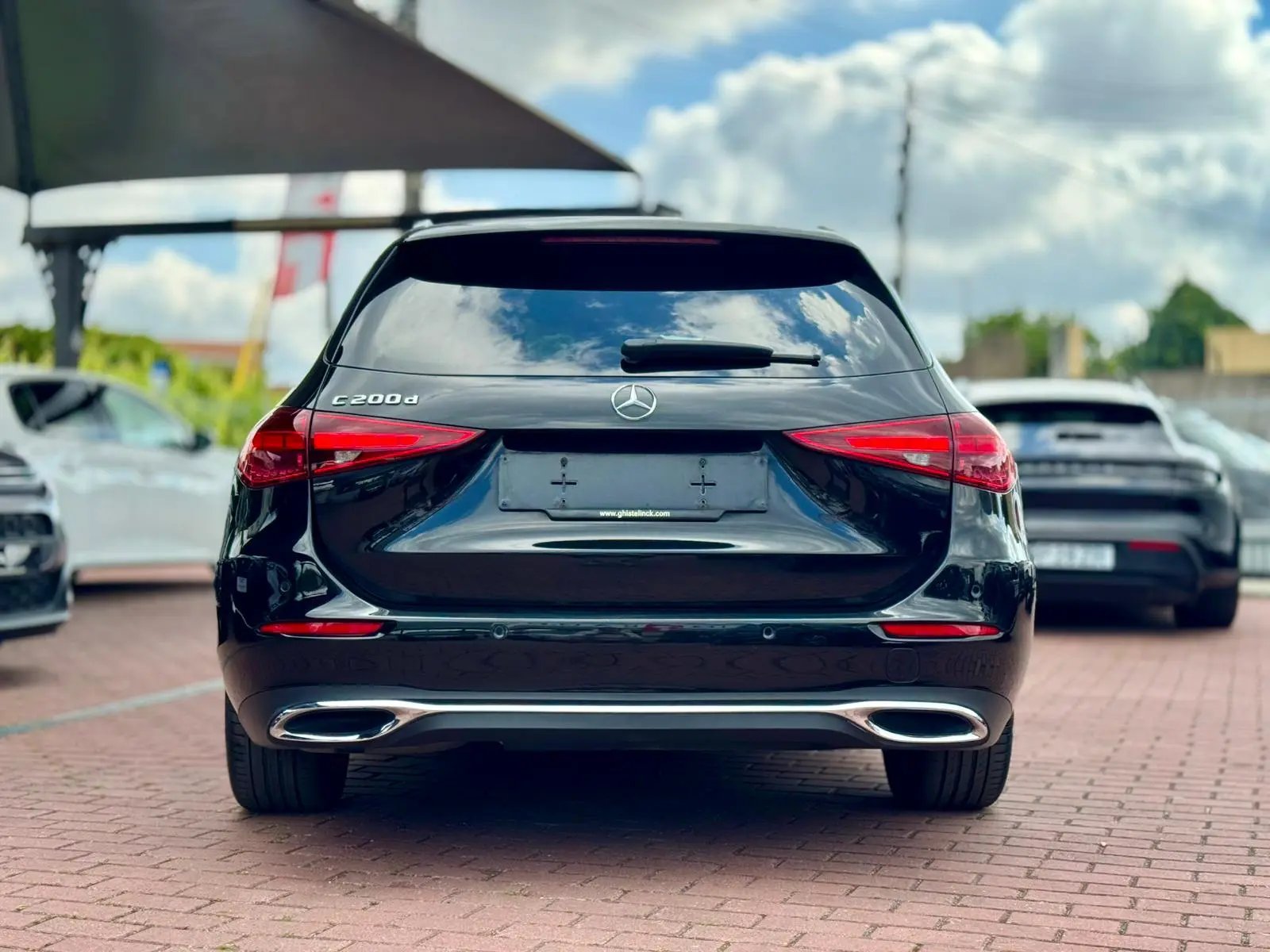 
								Mercedes-Benz Carrinha 2022 3143000 165494 C 200 d 9G-TRONIC Avantgarde Advanced Automática completo									
