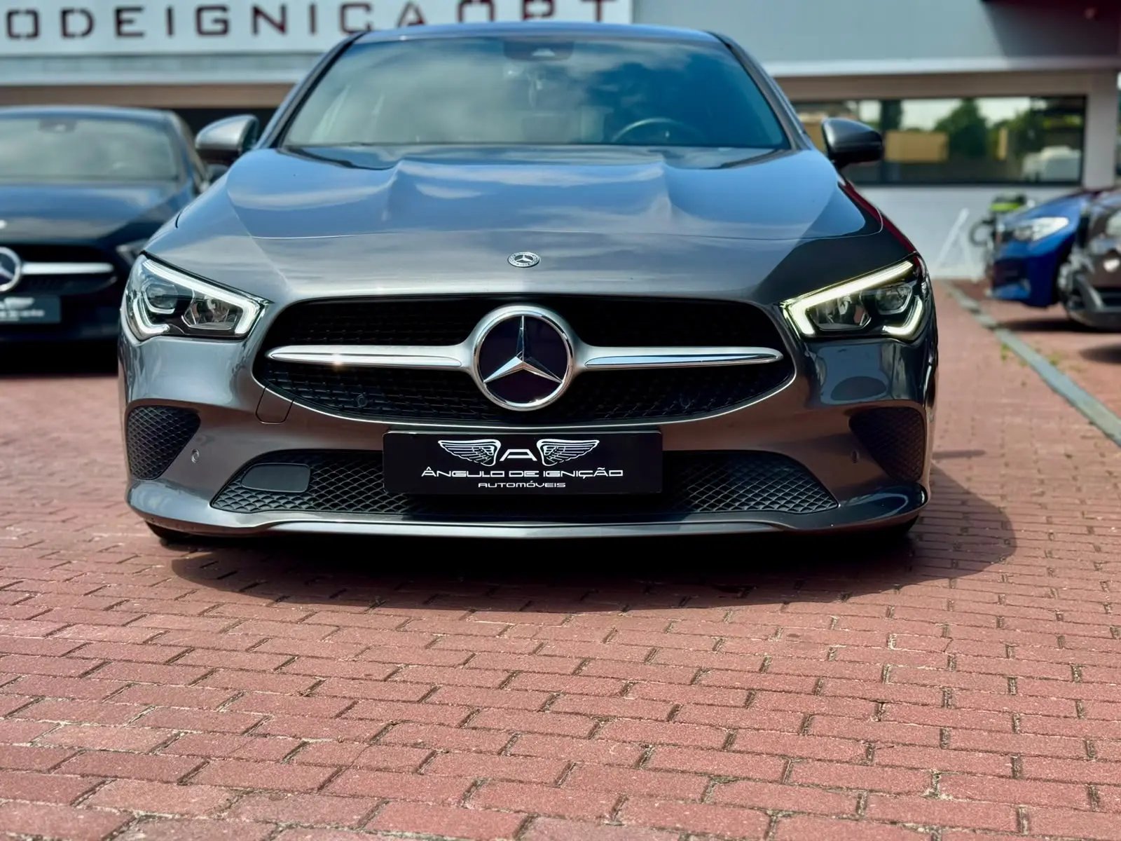 Mercedes-Benz Carrinha 2020 2316000 164000 CLA 180 d Shooting Brake Business Solutions Manual