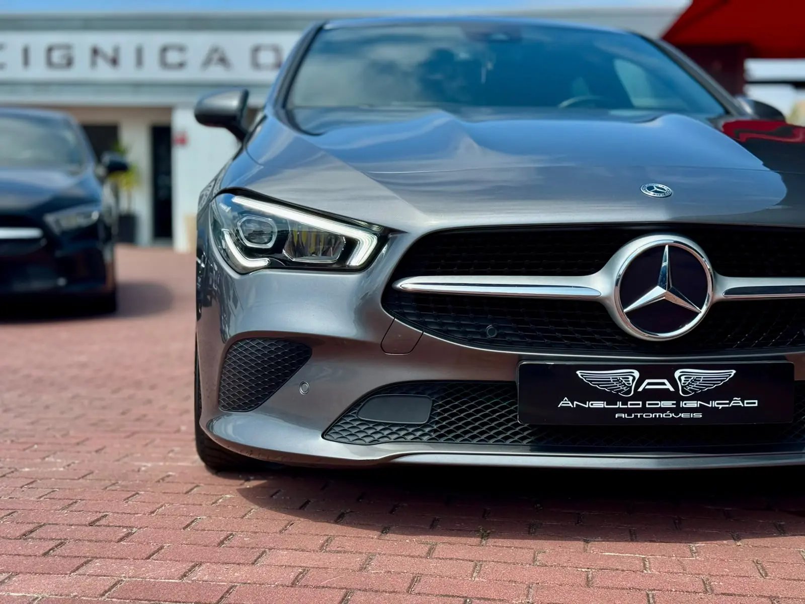 Mercedes-Benz Carrinha 2020 2316000 164000 CLA 180 d Shooting Brake Business Solutions Manual