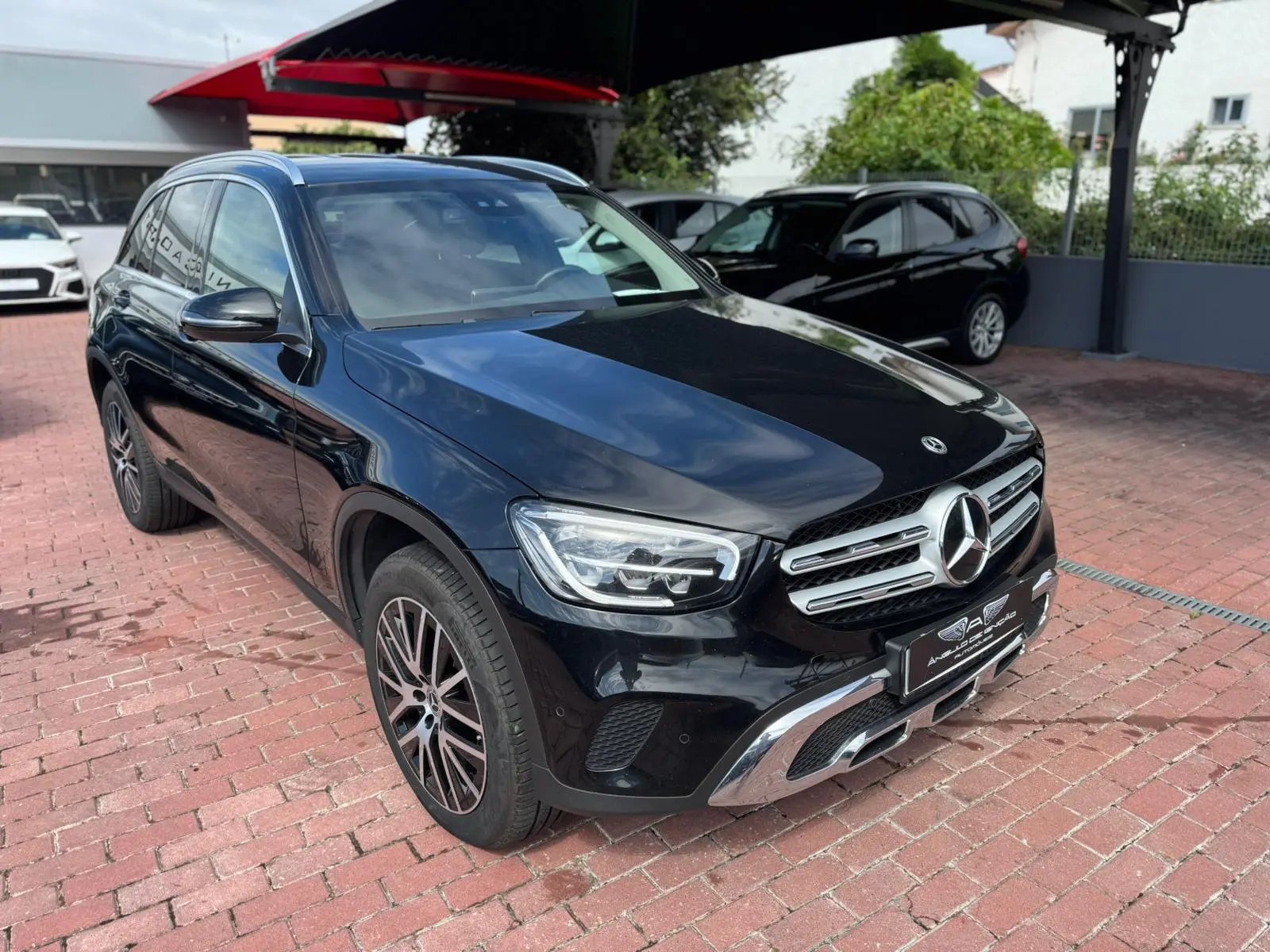 Mercedes-Benz SUV 2022 3959000 164000 GLC 300 de 4Matic 9G-TRONIC Exclusive Automática