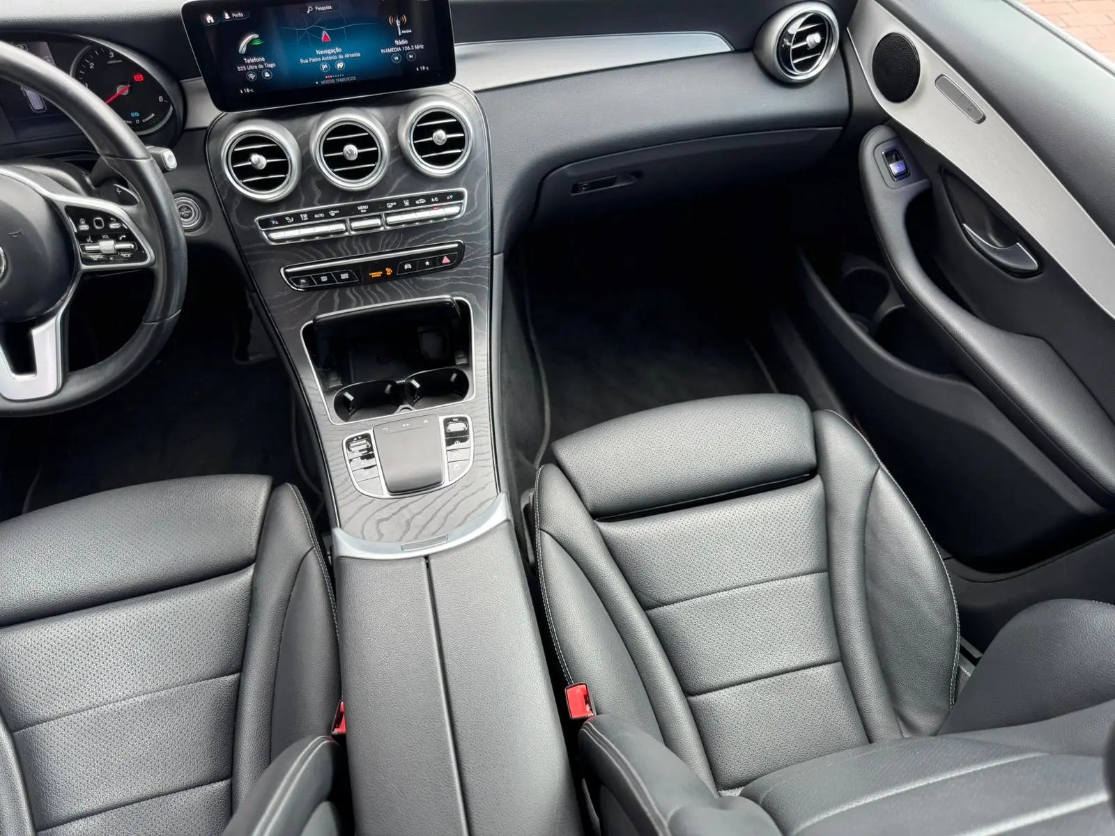 
								Mercedes-Benz SUV 2022 3959000 164000 GLC 300 de 4Matic 9G-TRONIC Exclusive Automática completo									