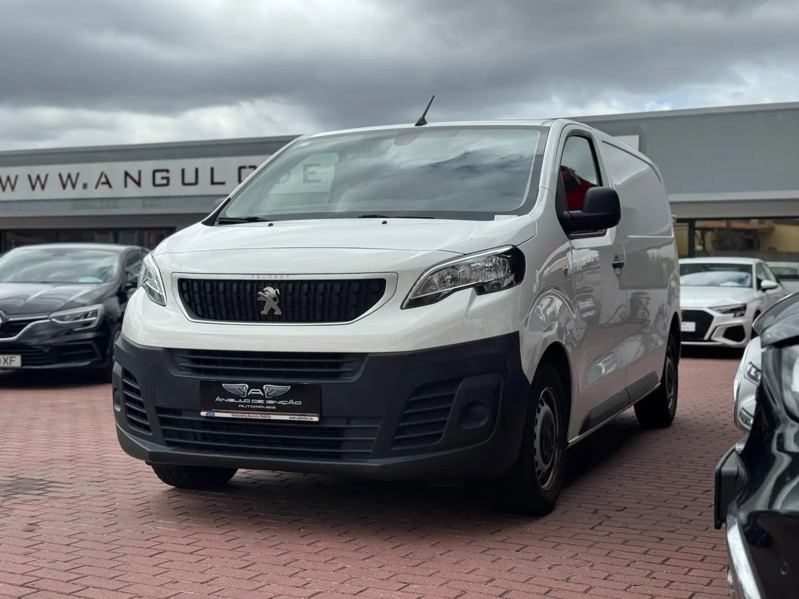 Peugeot Comercial 2020 1643000 139000 Expert L2H1 TwinCab Premium Manual
