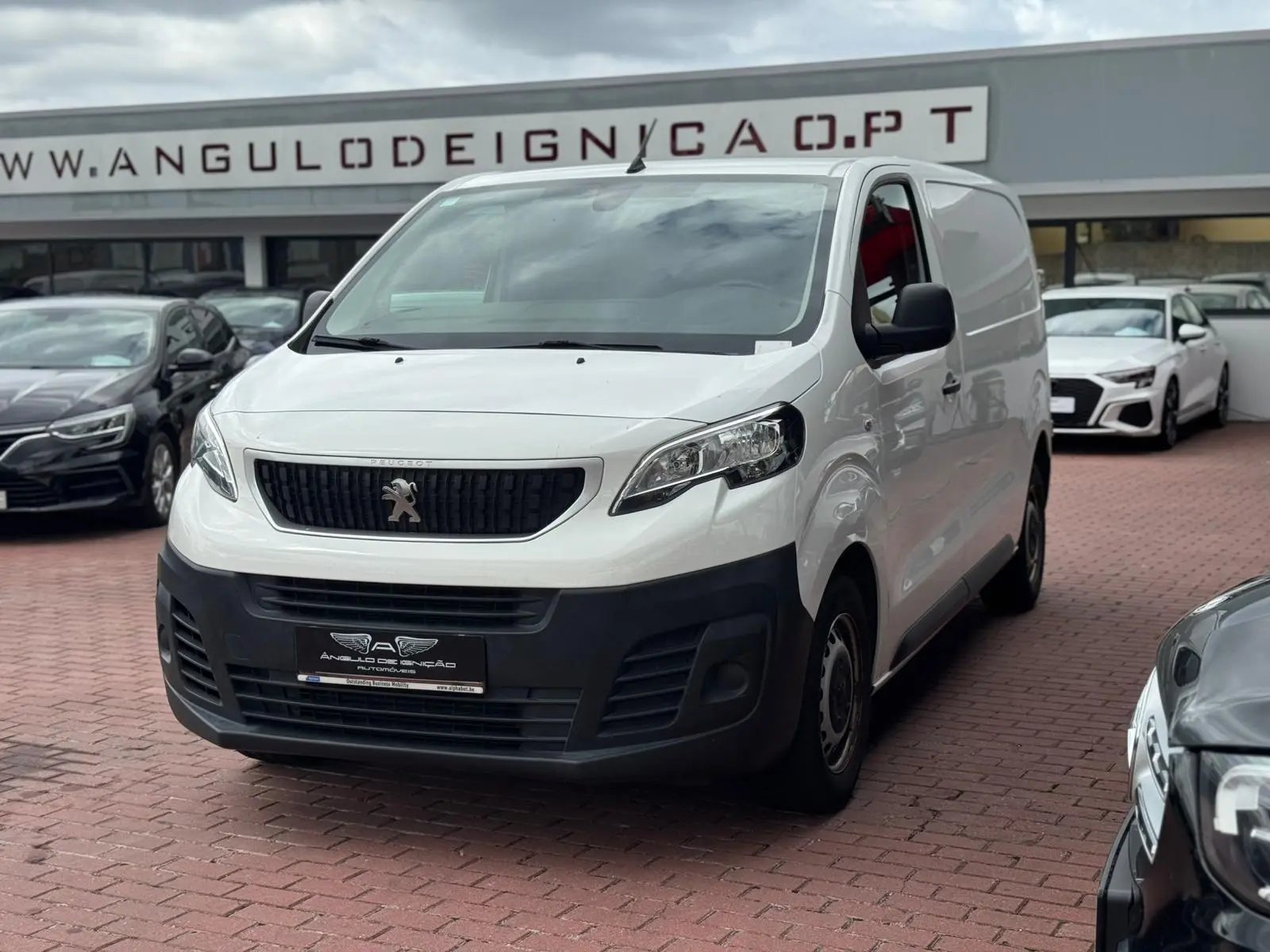 Peugeot Comercial 2020 1643000 139000 Expert L2H1 TwinCab Premium Manual