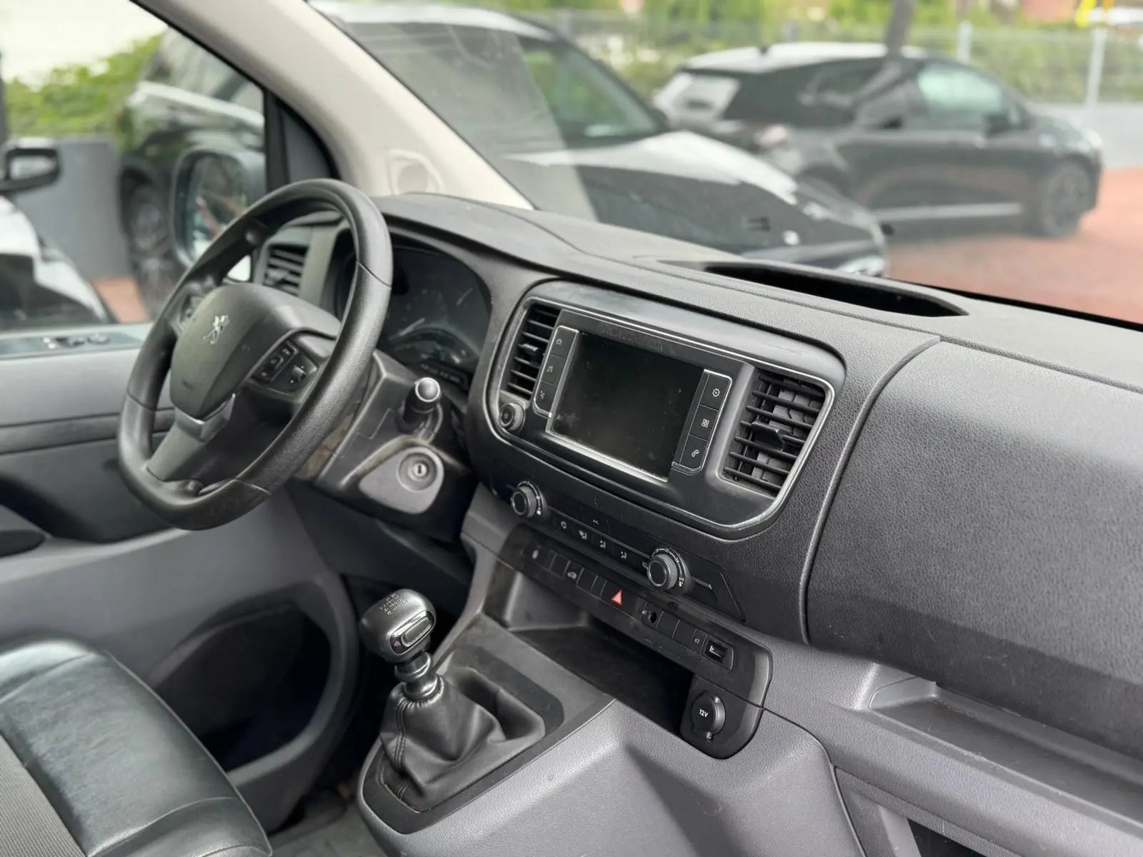 
								Peugeot Comercial 2020 1643000 139000 Expert L2H1 TwinCab Premium Manual completo									