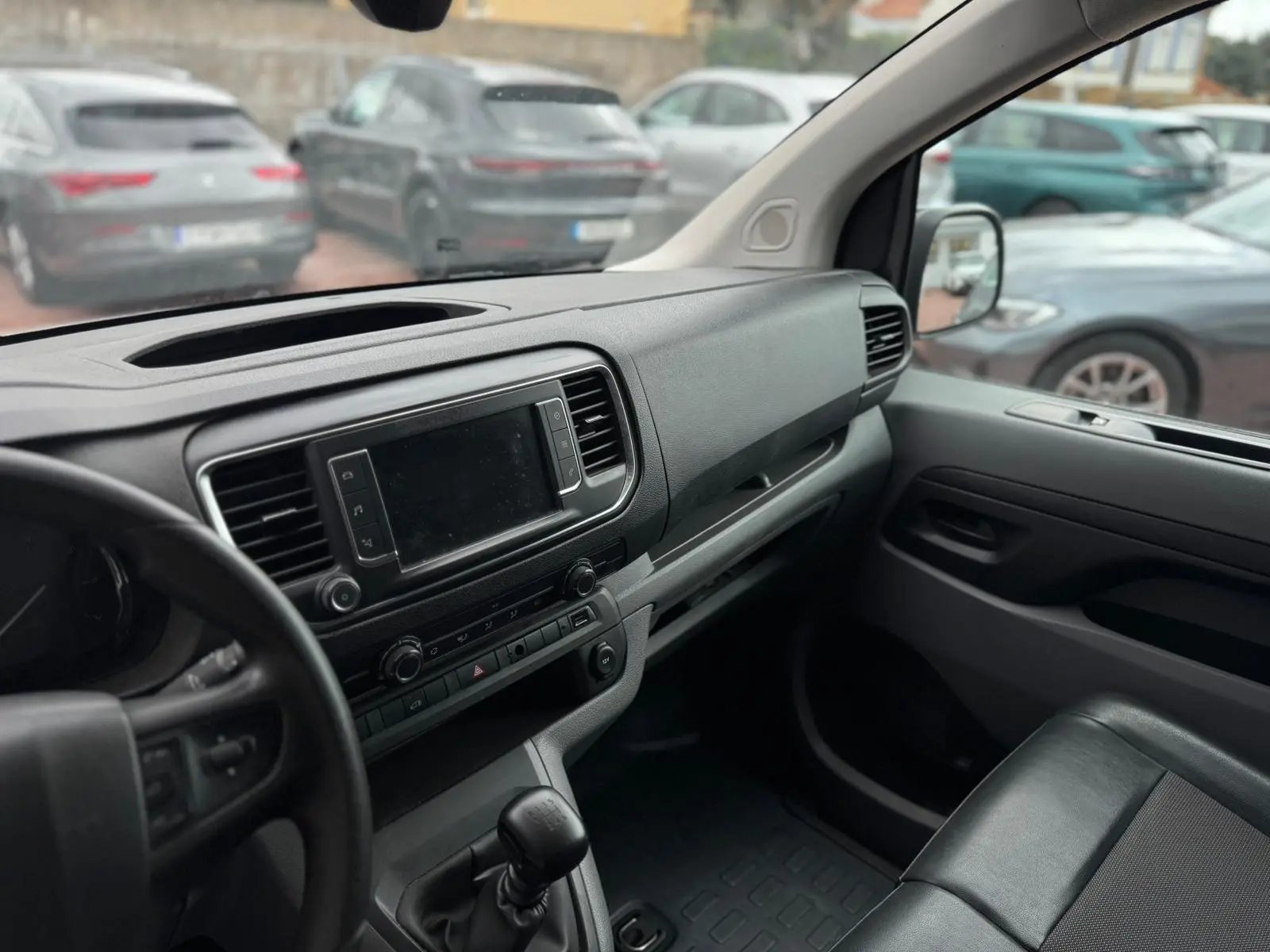 
								Peugeot Comercial 2020 1643000 139000 Expert L2H1 TwinCab Premium Manual completo									