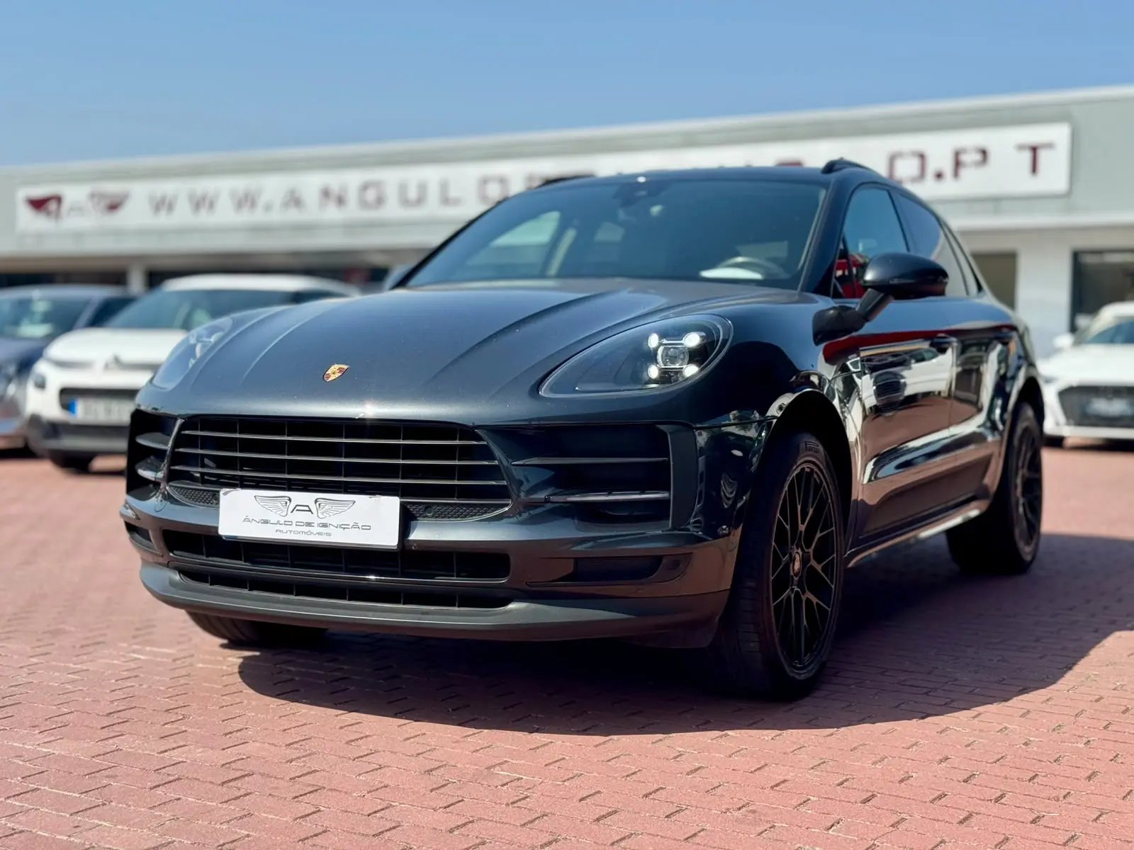 Porsche SUV 2019 6010000 102000 Macan 2.0T Automática