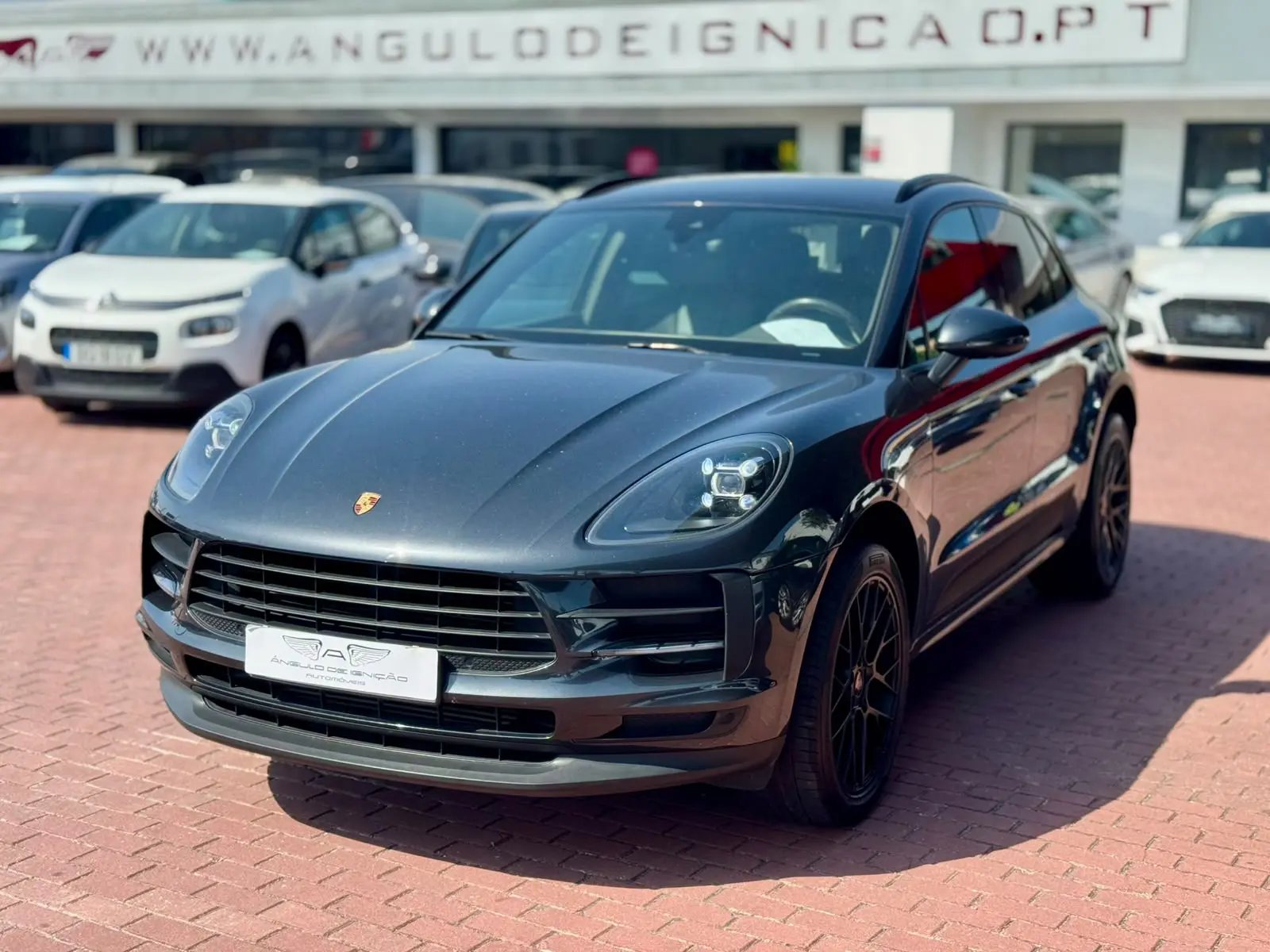 Porsche SUV 2019 6010000 102000 Macan 2.0T Automática
