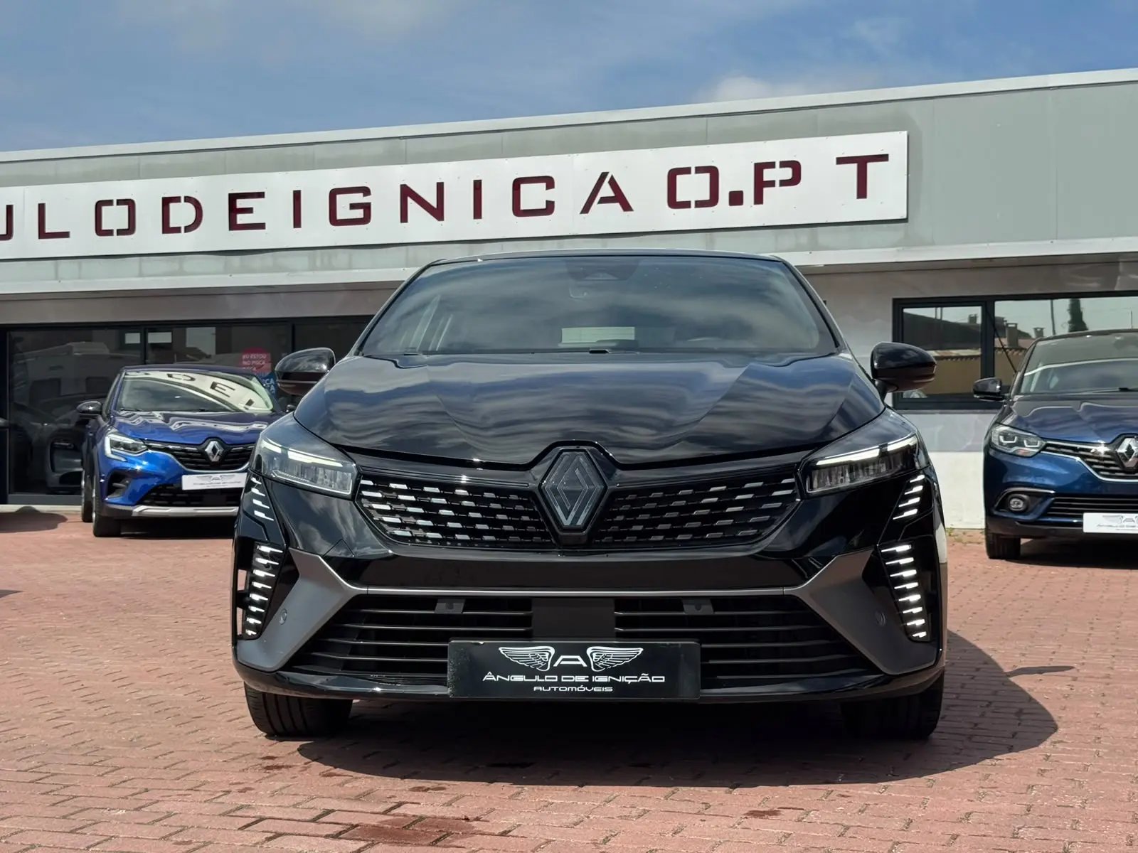 Renault Citadino 2025 2481000 42215 Clio 1.6 E-Tech Full Hybrid Esprit Alpine Automática
