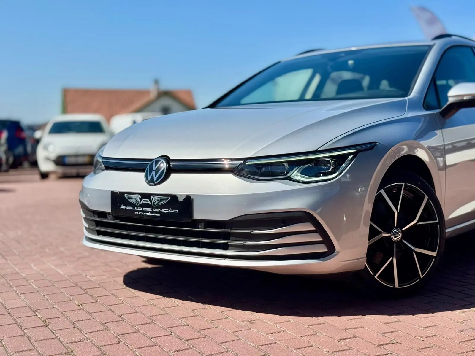 
								Volkswagen Carrinha 2022 2195000 148000 Golf Variant 2.0 TDi Life Manual completo									