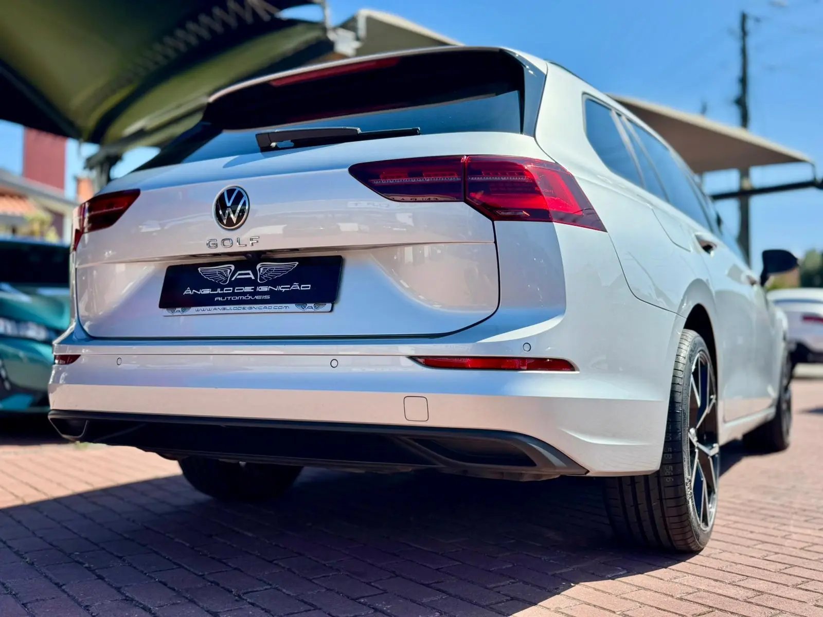 
								Volkswagen Carrinha 2022 2195000 148000 Golf Variant 2.0 TDi Life Manual completo									